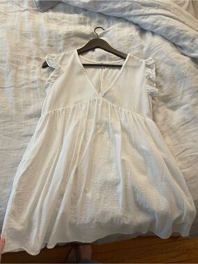 Mustard Seed LA Women's White V-Neck Ruffle Sleeve Babydoll Top